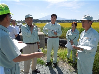 写真：農林水産委員会調査