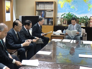 写真：財政基盤強化対策県議会議長協議会