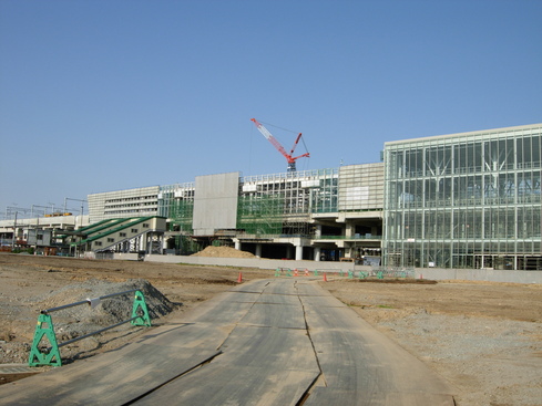 新青森駅東口