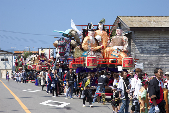 鰺ヶ沢白八幡宮の大祭行事