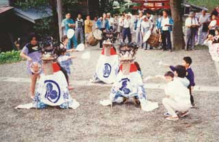 岩崎の獅子(鹿)踊